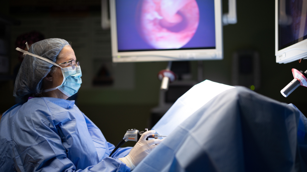 Dr. Janine Keever of Amherst OB/GYN performs a vaginal hysterectomy