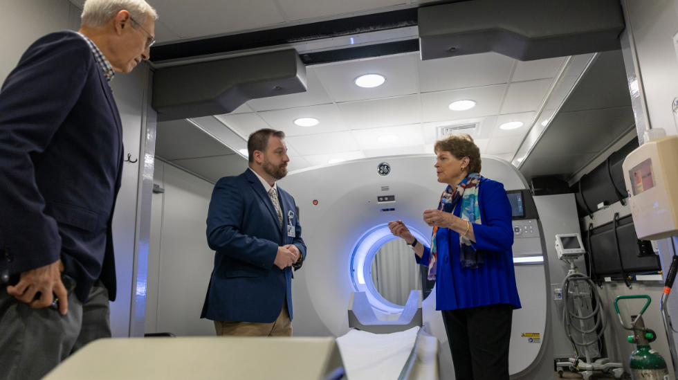 Southern New Hampshire Health Welcomes U.S. Senator Jeanne Shaheen to View New PET/CT Imaging System